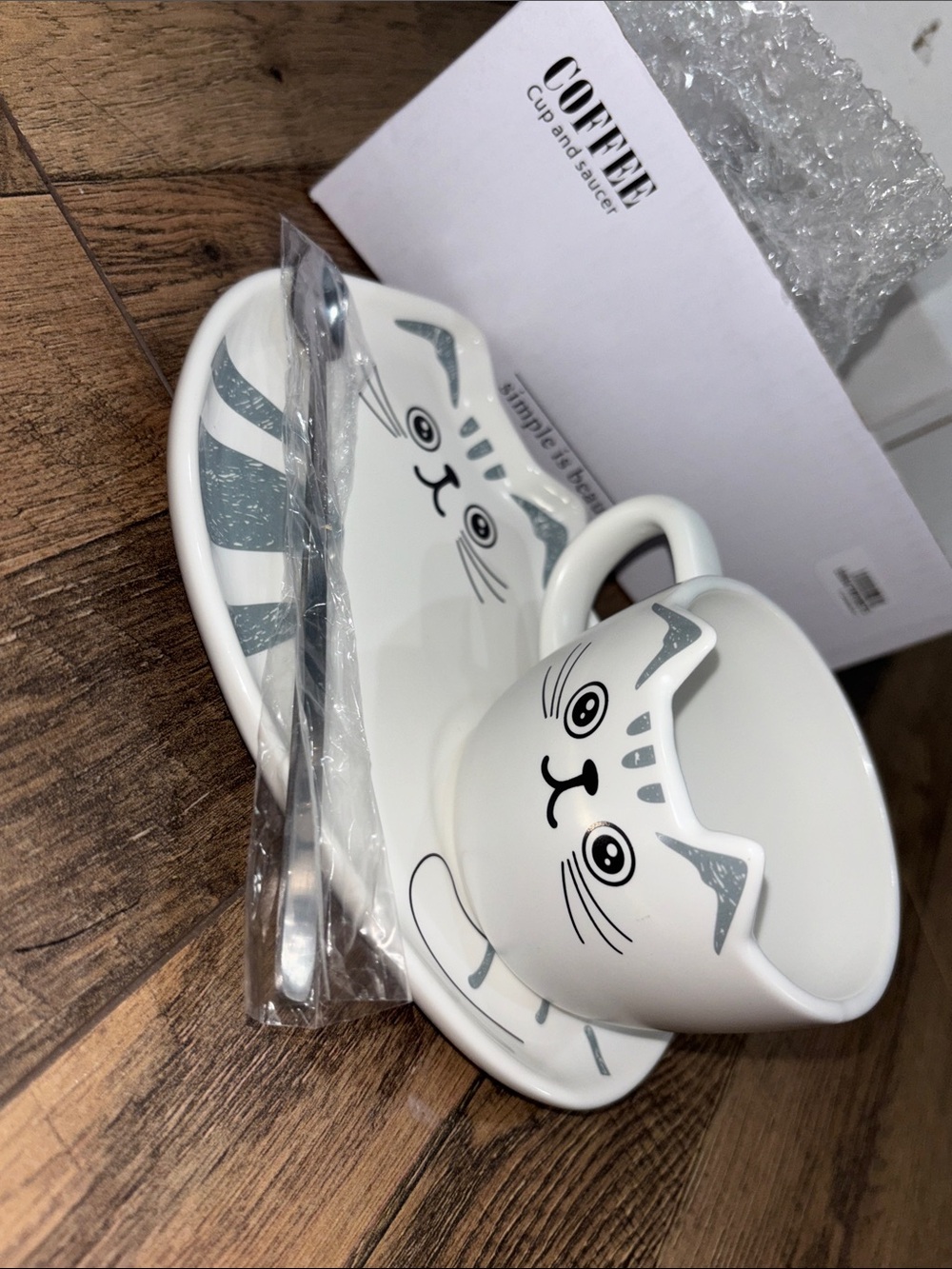 Cute Cat Ceramic Cup & Saucer Set in White and Gray - Ideal for Pets Cat Lovers